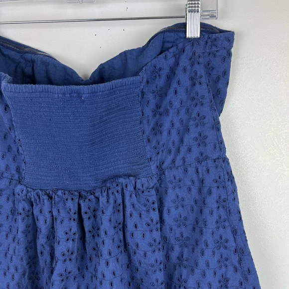 Old Navy Womens Size 14 Strapless Dress Navy Blue Eyelet Fit Flare Pleated - Picture 6 of 10